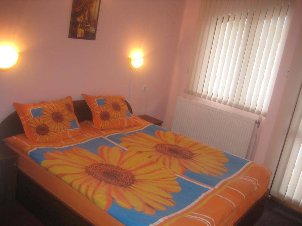 Aseva House Family Hotel