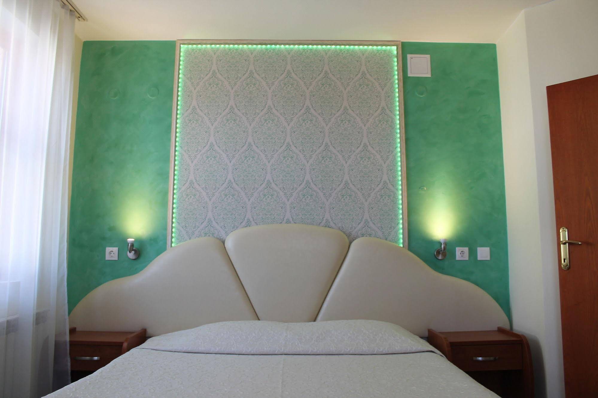 Elegant Hotel