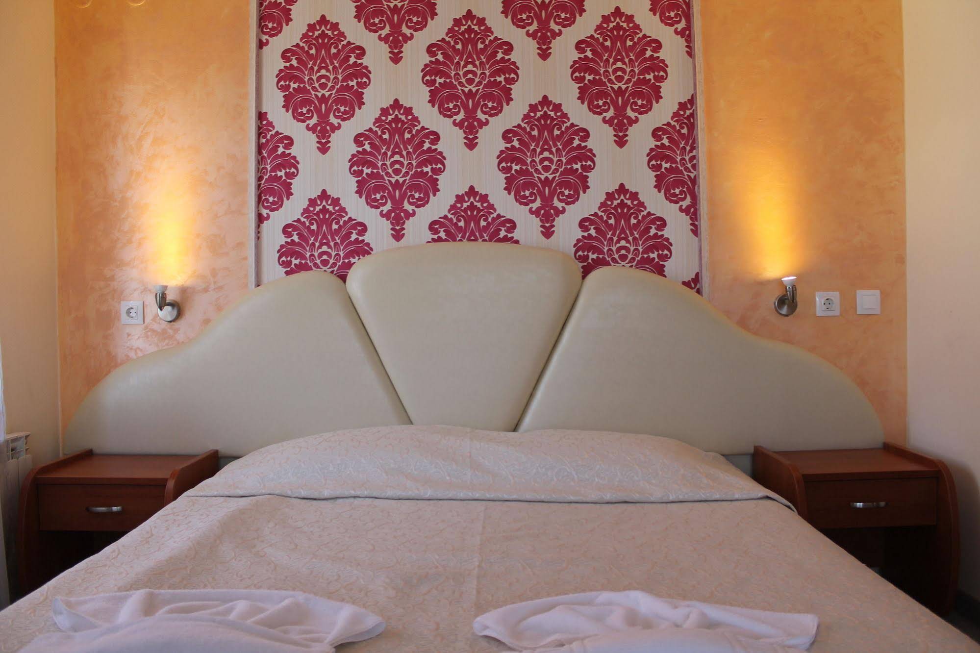 Elegant Hotel