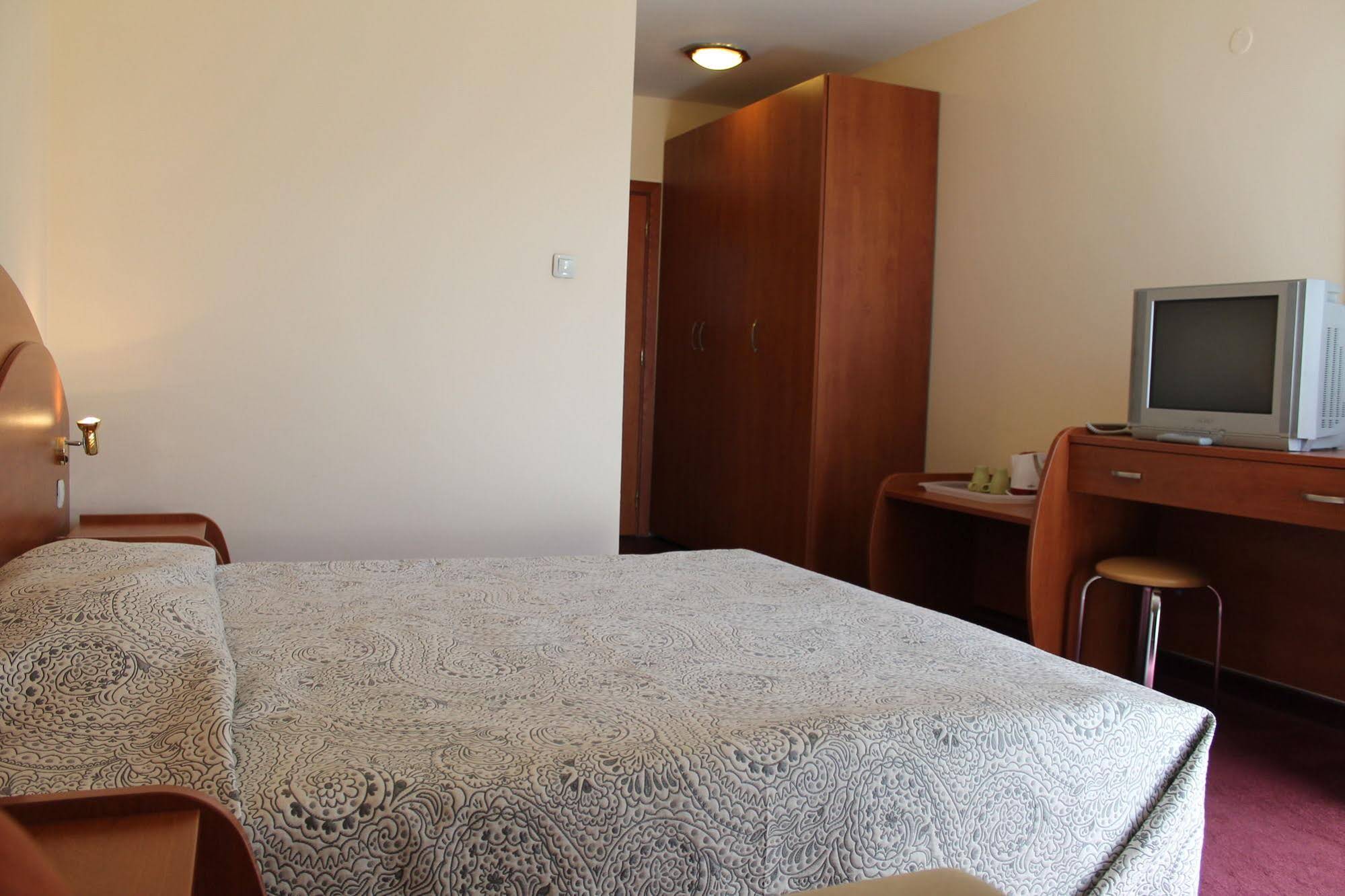 Elegant Hotel