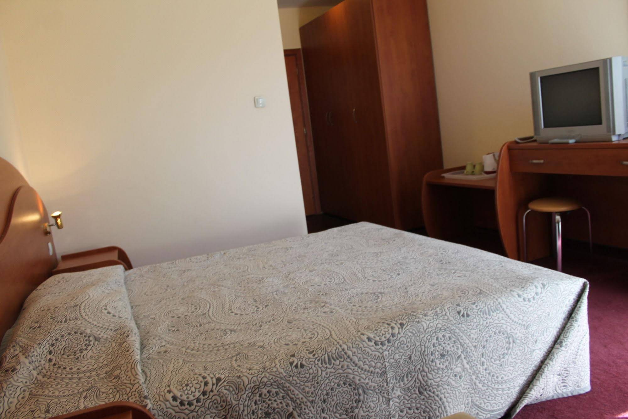 Elegant Hotel