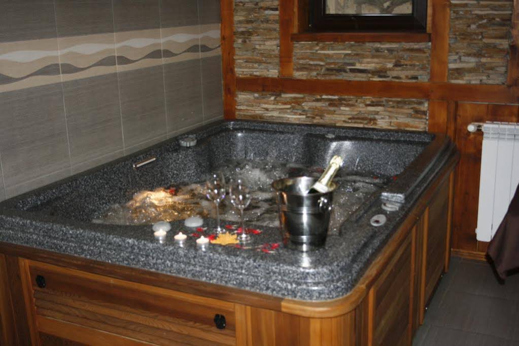 Elida Family Hotel