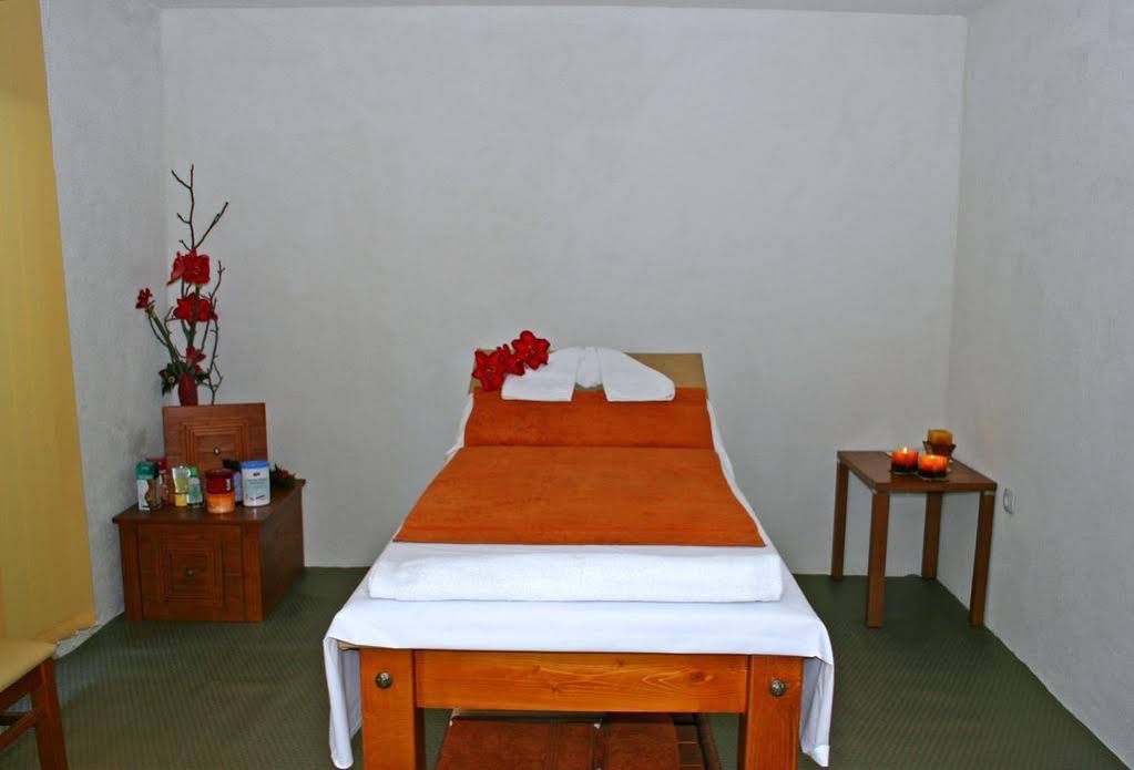 Pirina Club Hotel