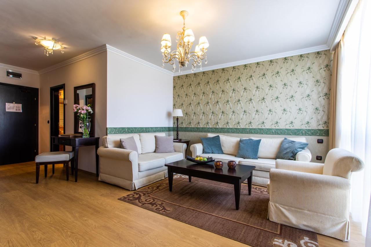 Premier Luxury Mountain Resort