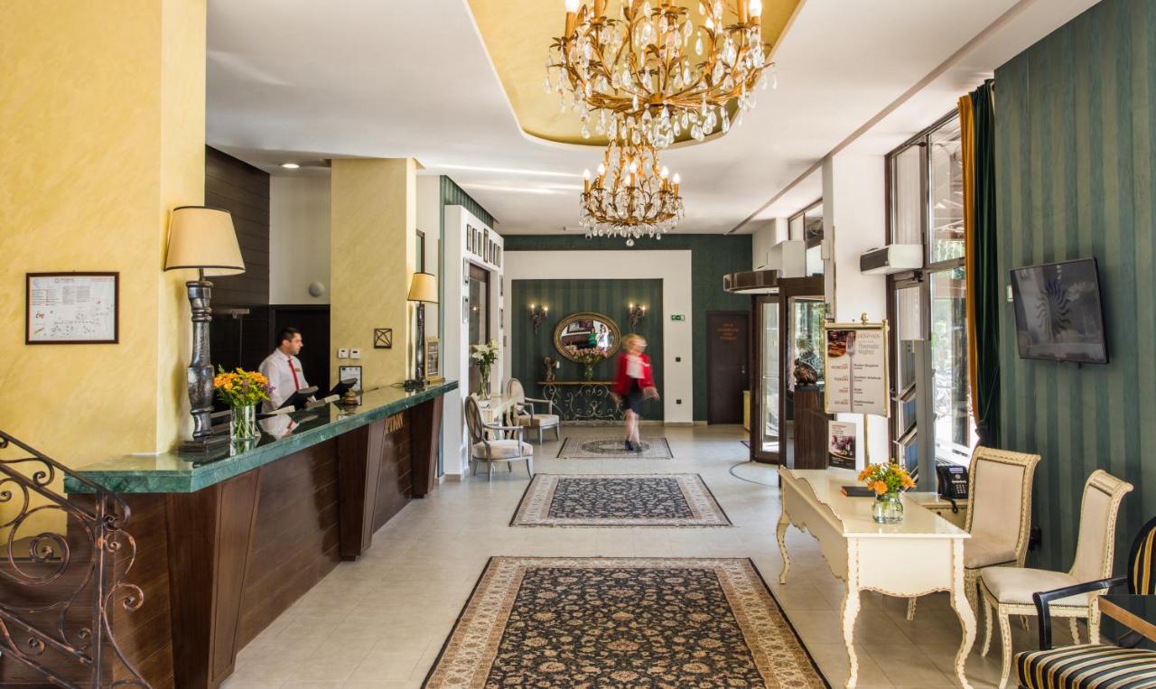 Premier Luxury Mountain Resort