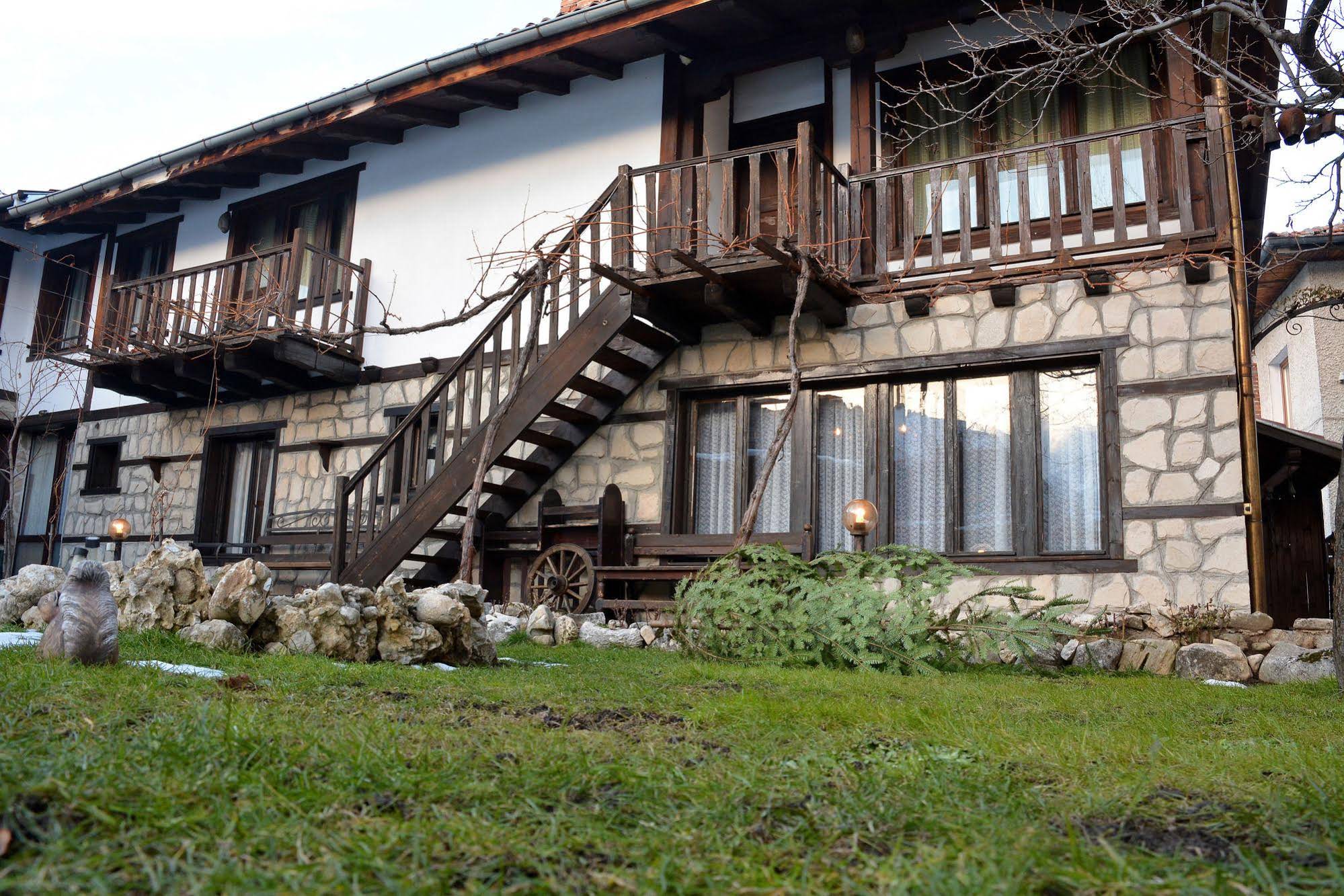 Trenchova Guest House