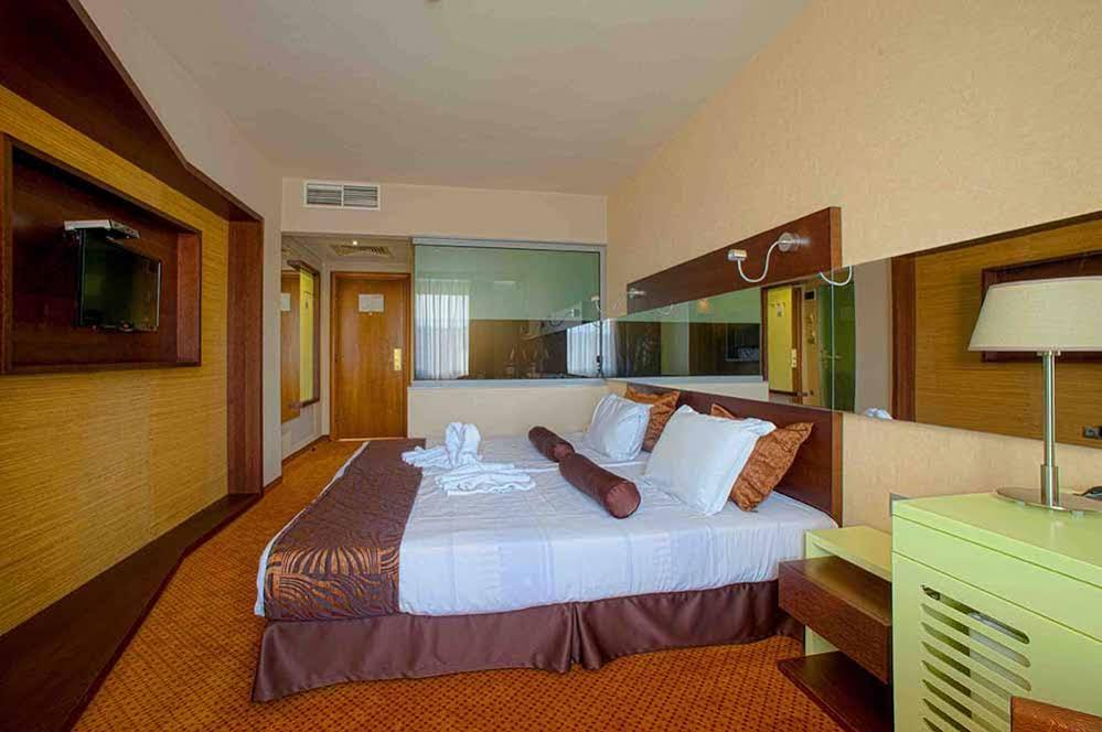 Hotel Ezeretz