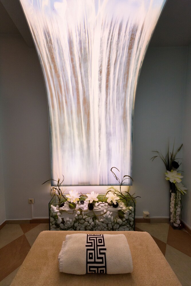 Central Spa Club