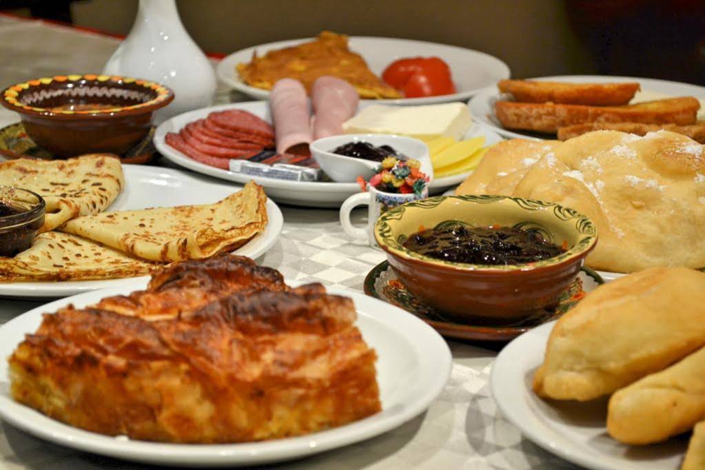 Family Hotel Varosha 2003 Lovech