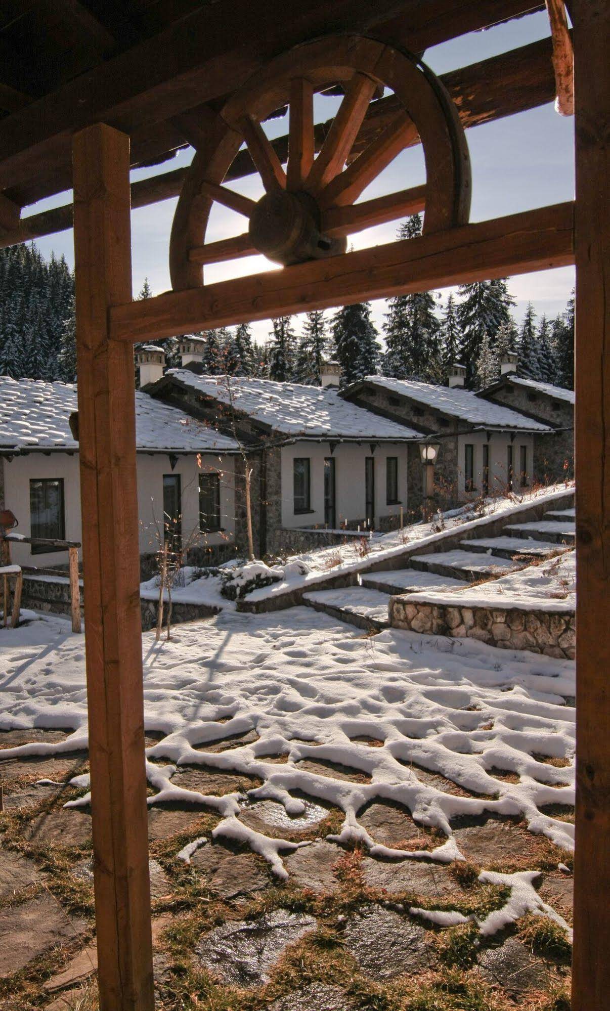 Holiday Village Kochorite