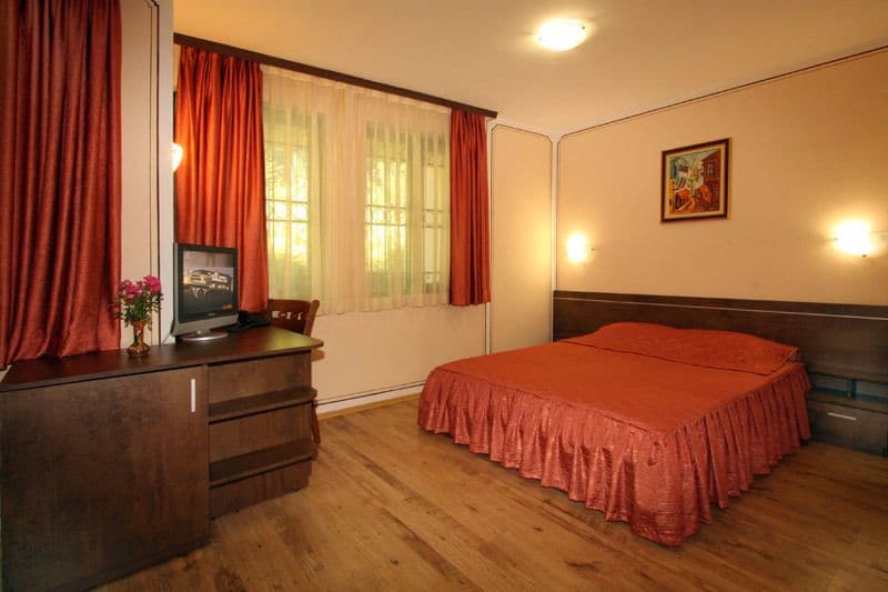 Hotel Alafrangite