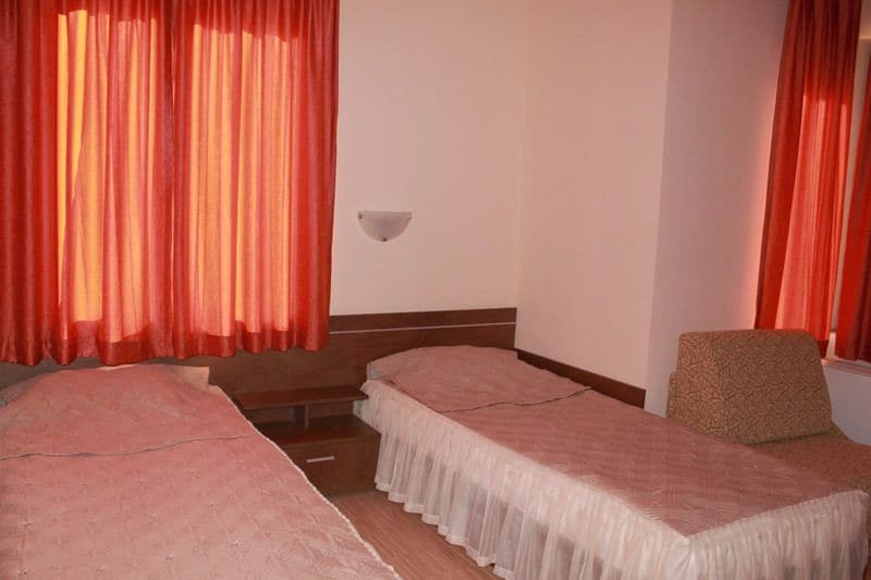 Hotel Alafrangite
