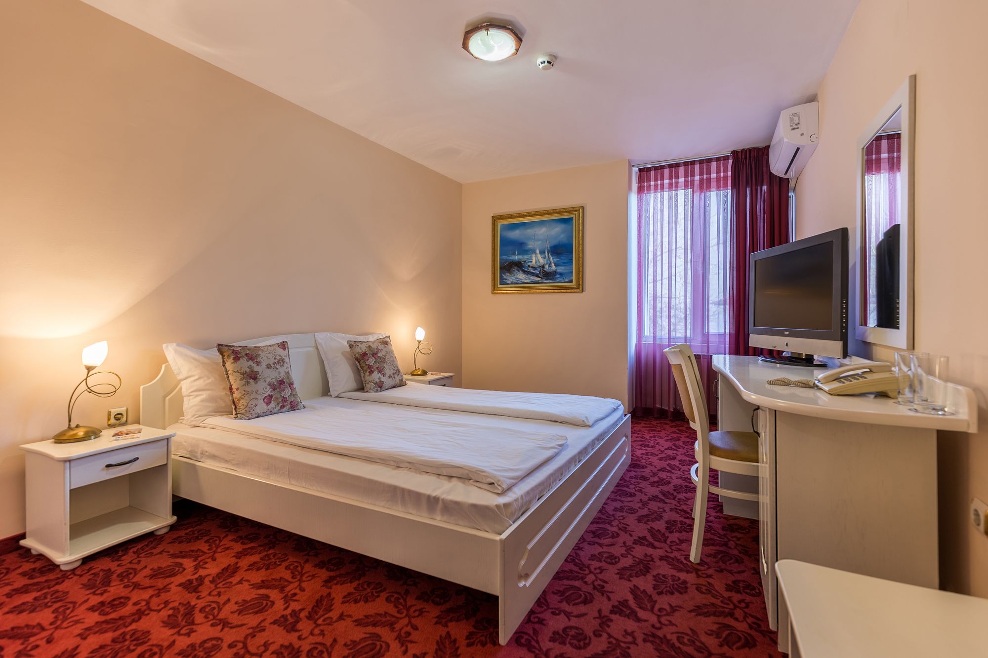 Hotel Blvd 7