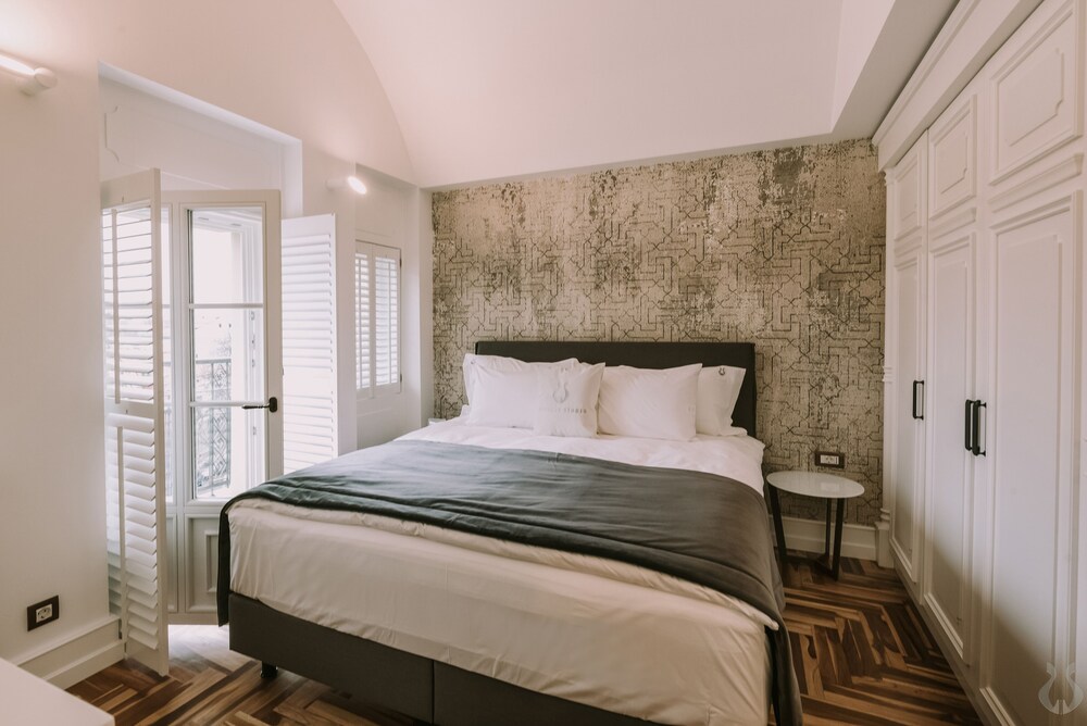 Orpheus Apartments