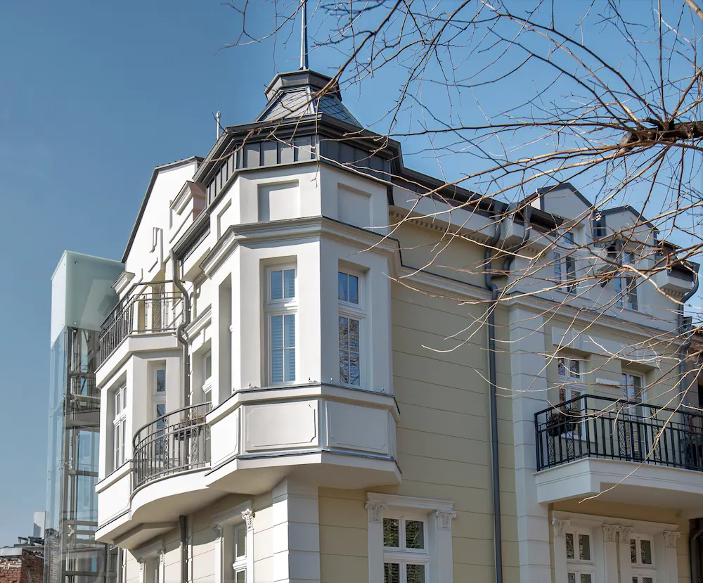 Orpheus Apartments