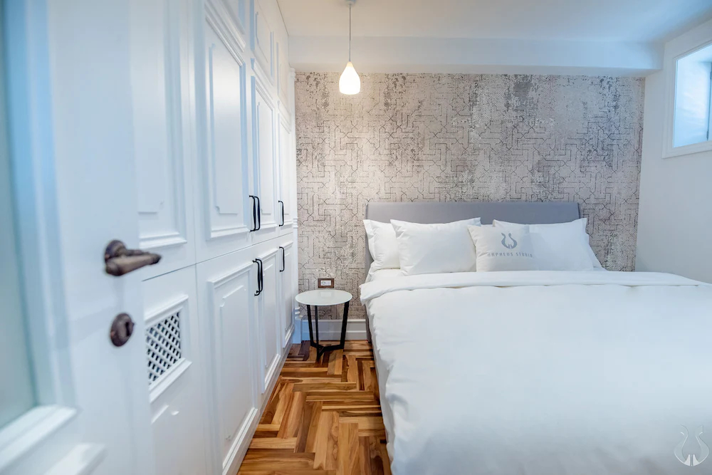 Orpheus Apartments
