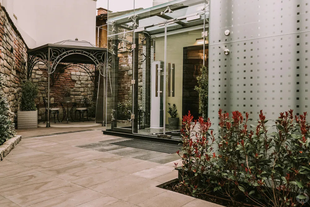 Orpheus Apartments