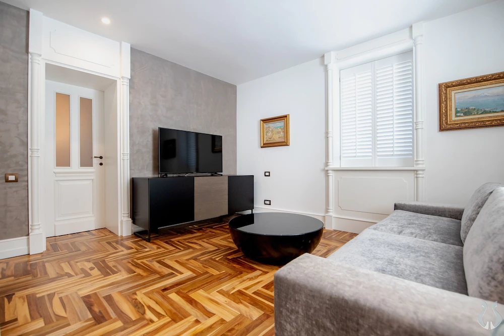 Orpheus Apartments