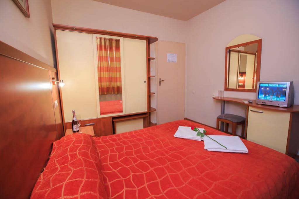 Desudava Hotel