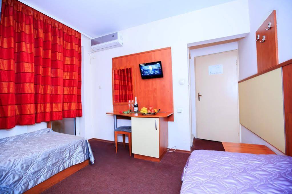 Desudava Hotel