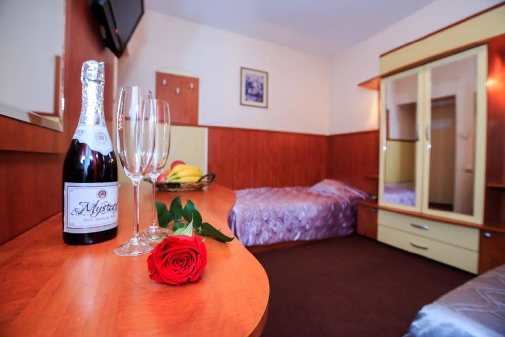 Desudava Hotel