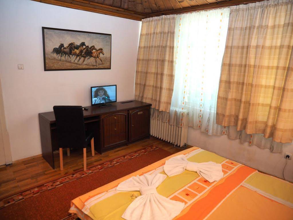 Family Hotel Tangra