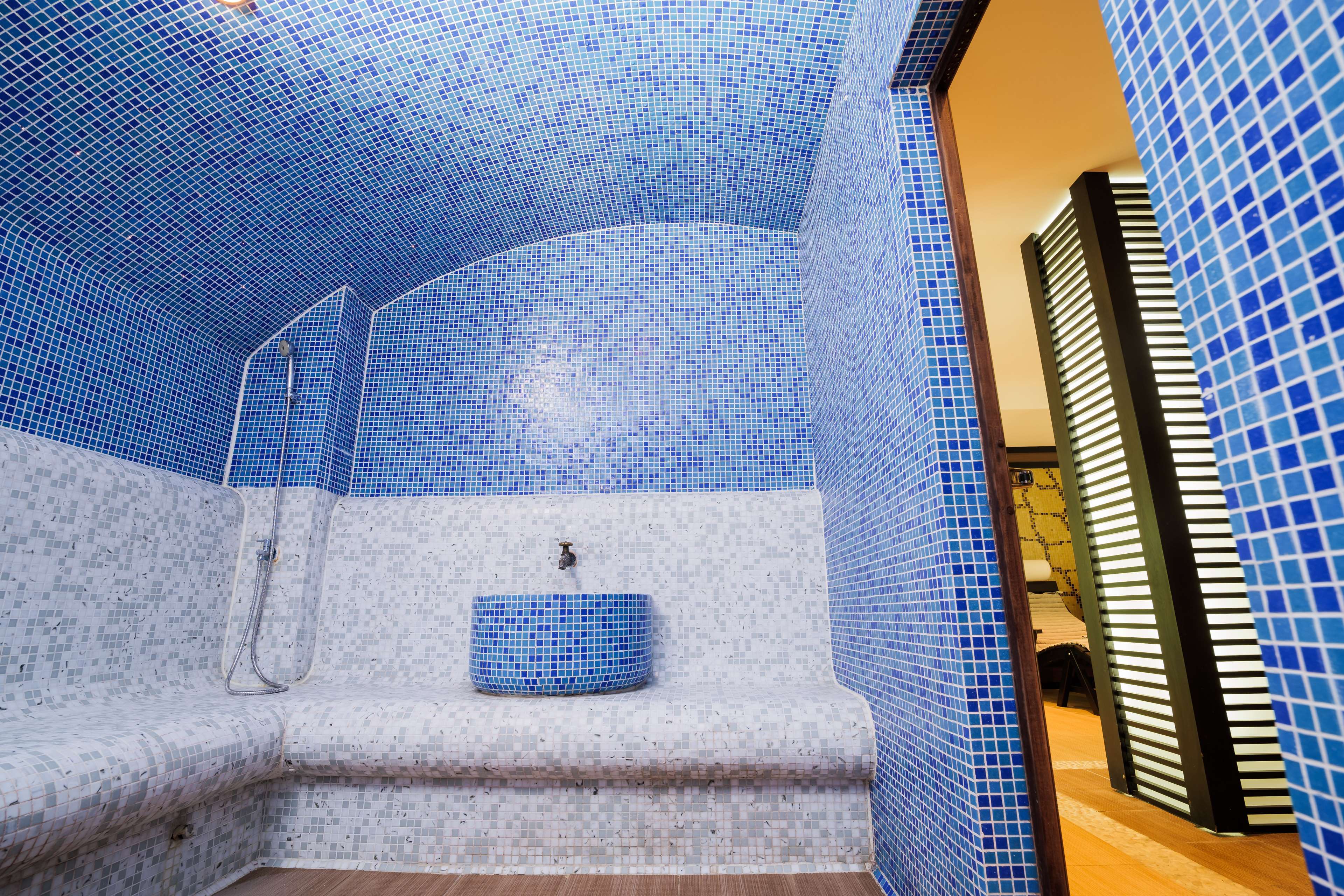 Local Stay Hotel, BW Signature Collection