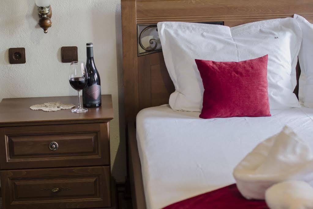 Family Hotel Dinchova Kushta