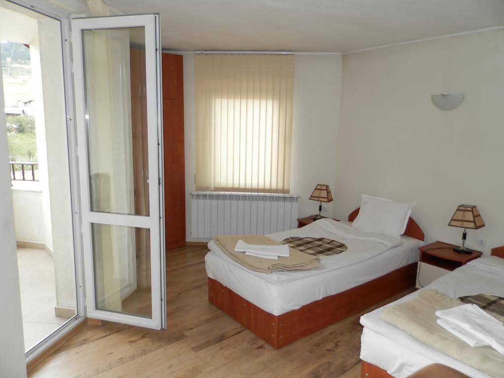 Family Hotel Daisy
