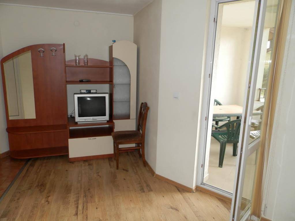 Family Hotel Daisy