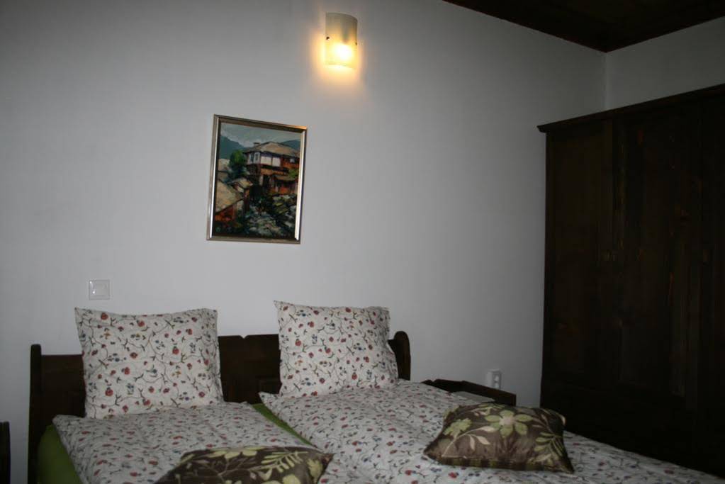 Kanina Guesthouse