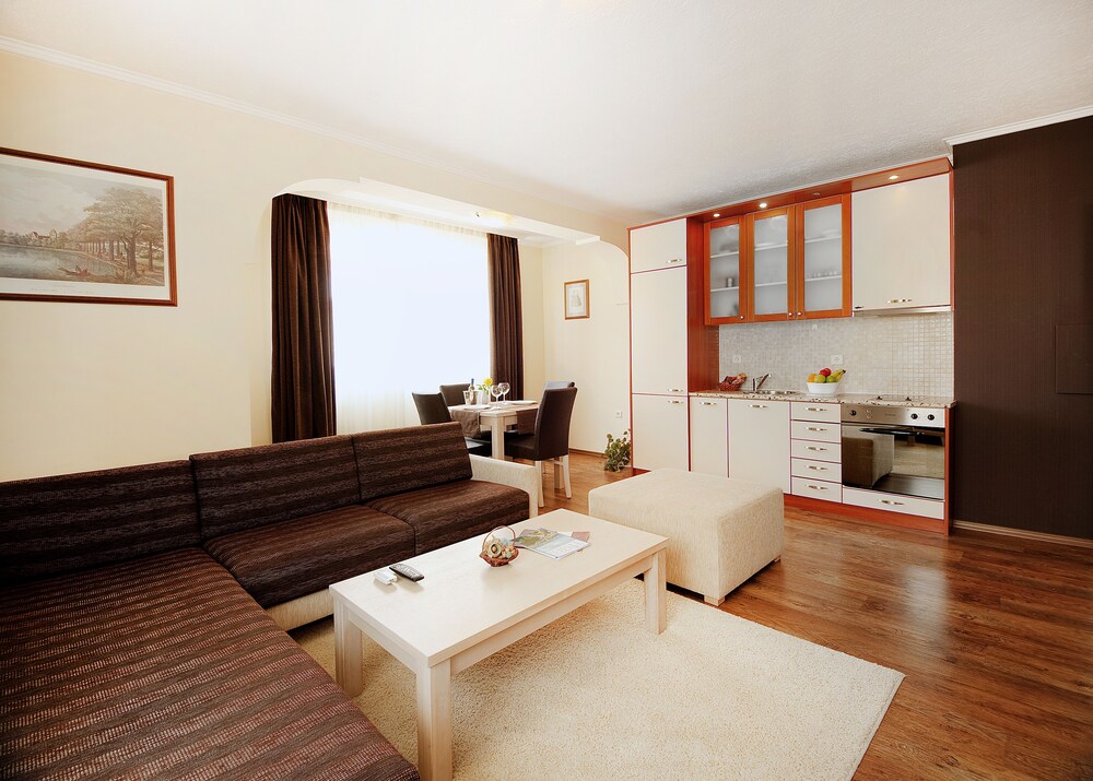 Apartments Carrera