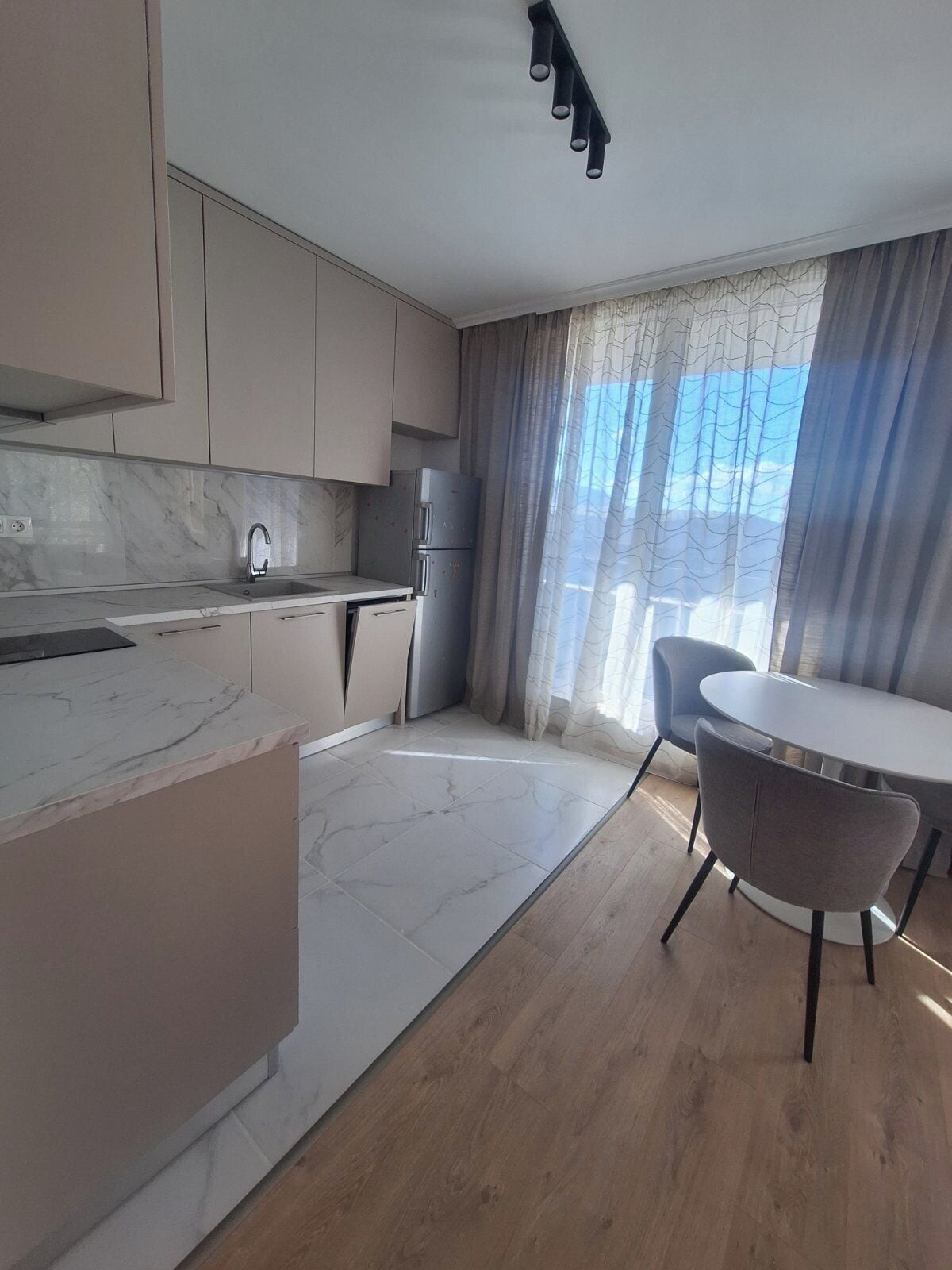 Apartments Mladost 1A