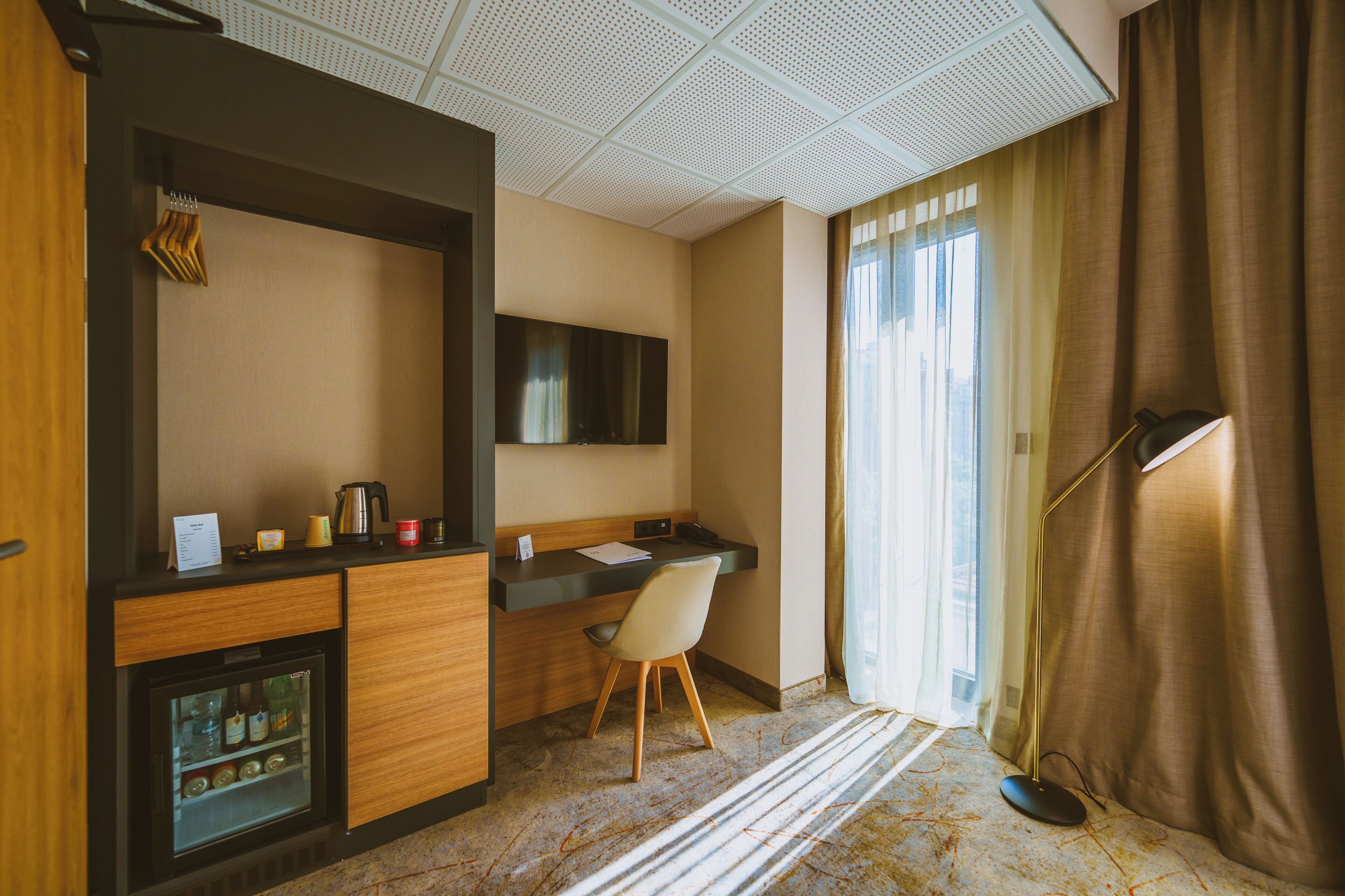 B1 Downtown Hotel