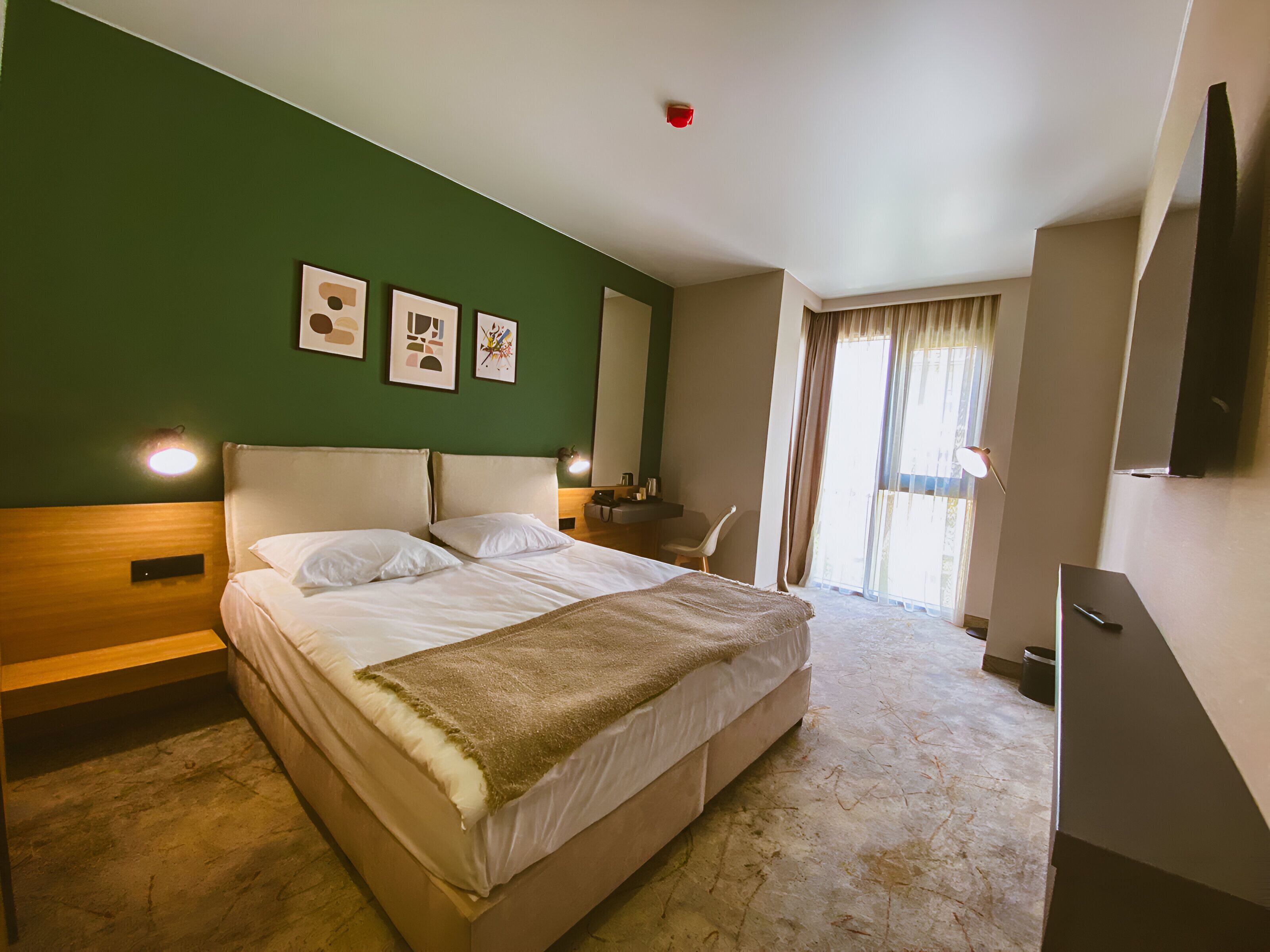 B1 Downtown Hotel