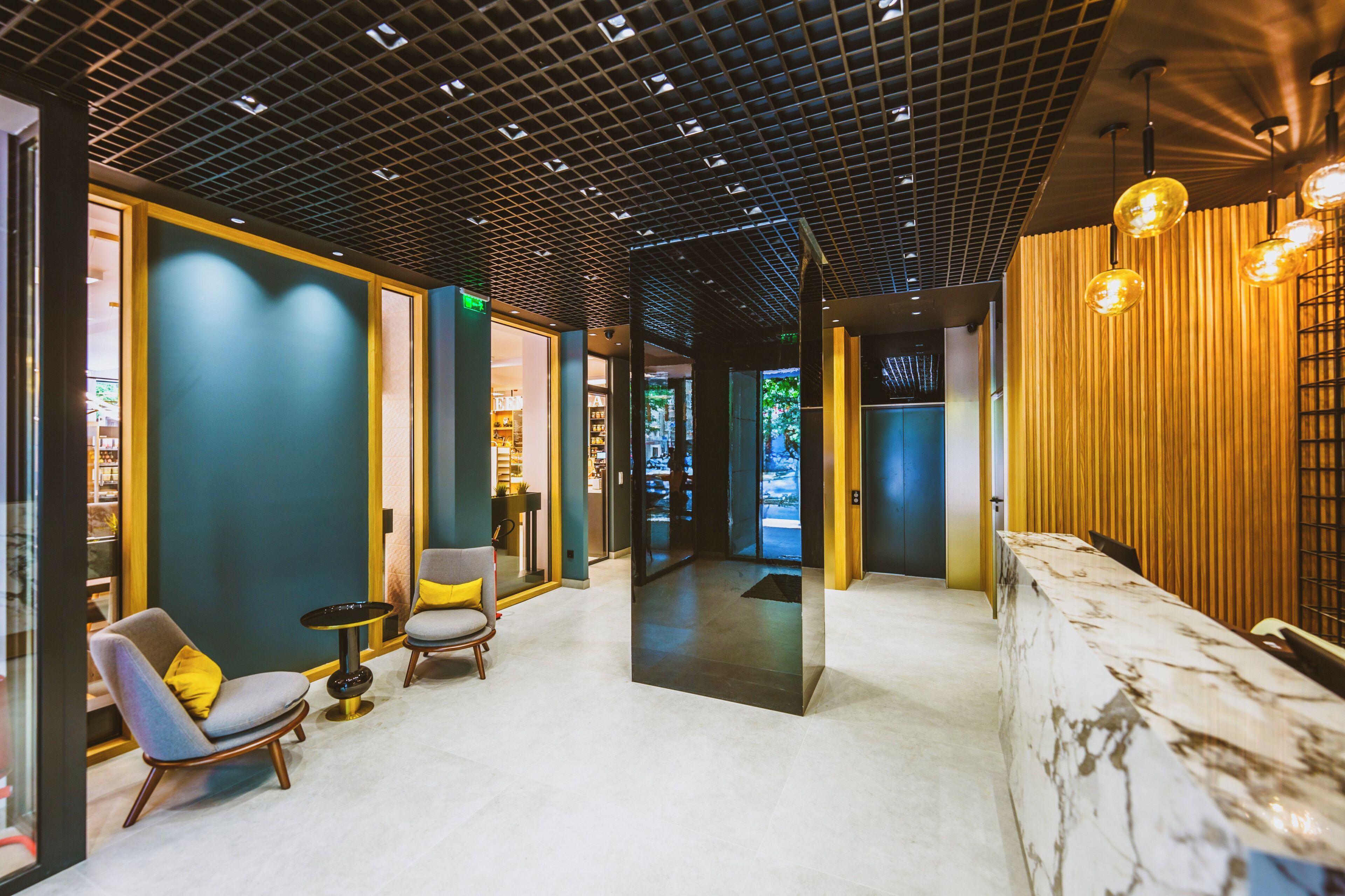 B1 Downtown Hotel