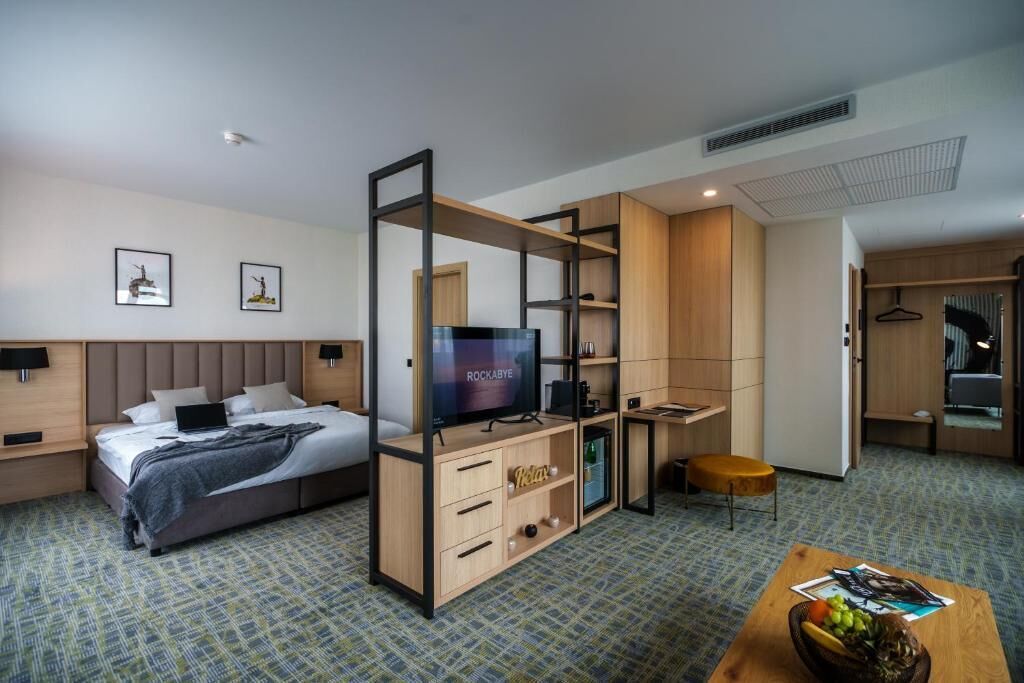 B1 City Hotel