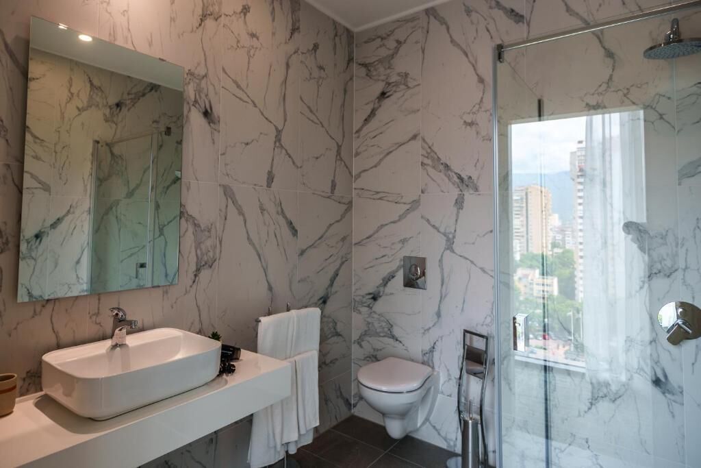 B1 City Hotel