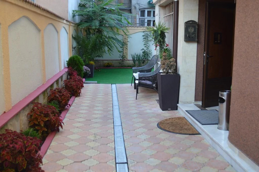 Bon Bon Hotel