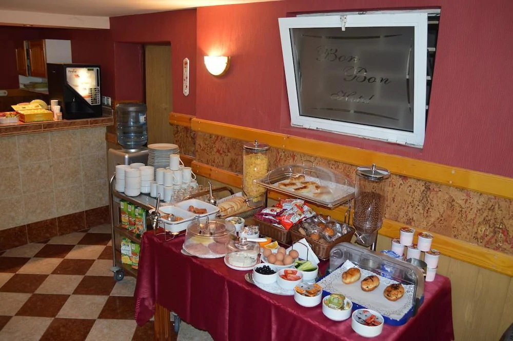 Bon Bon Hotel