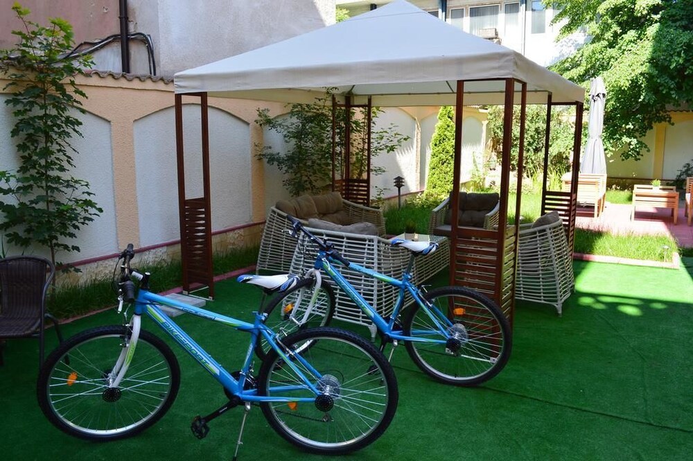 Bon Bon Hotel