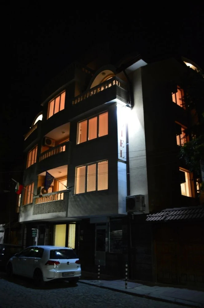Bon Bon Hotel