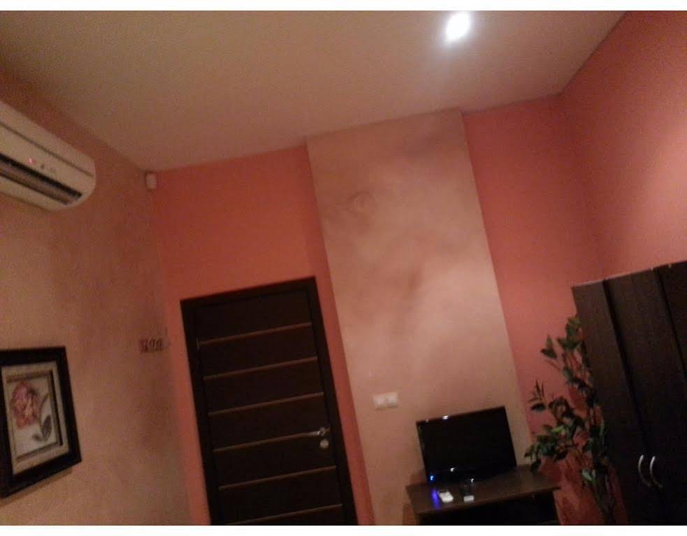 Elegance Hostel and Guesthouse
