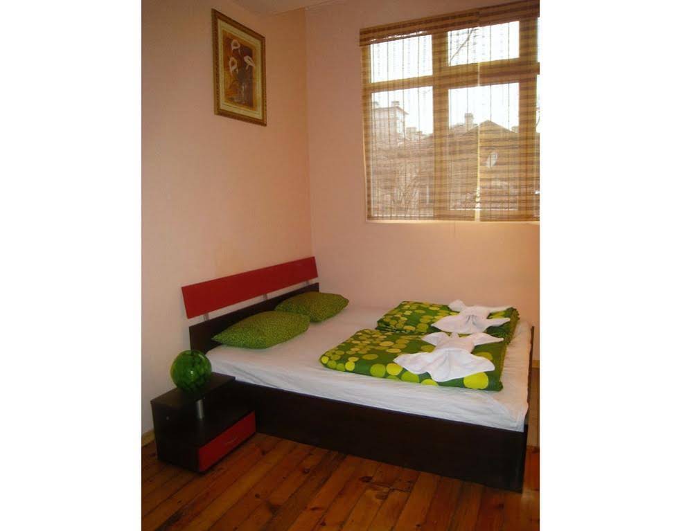Elegance Hostel and Guesthouse