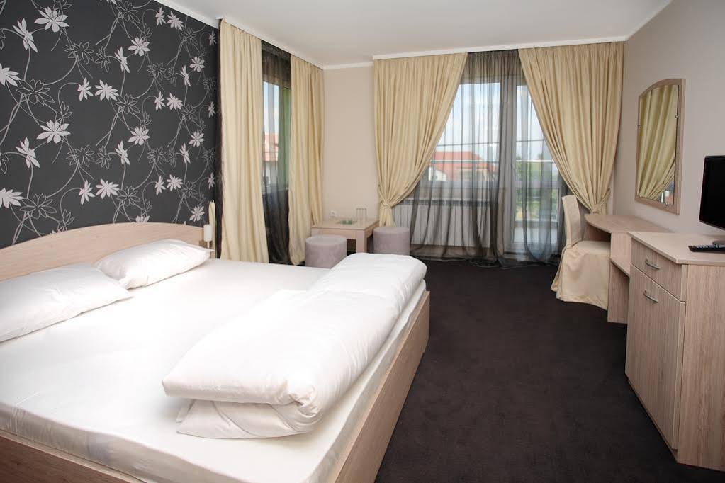 Family Hotel Diana