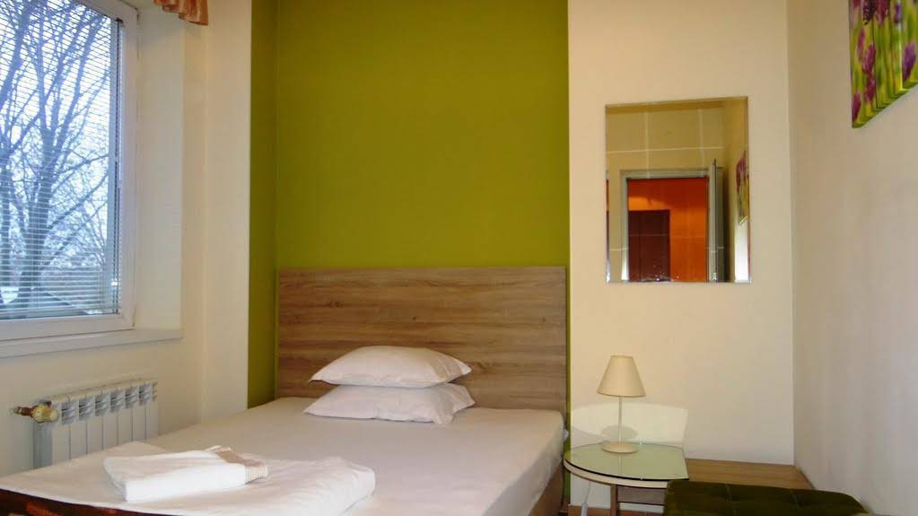 Guest Rooms Kom
