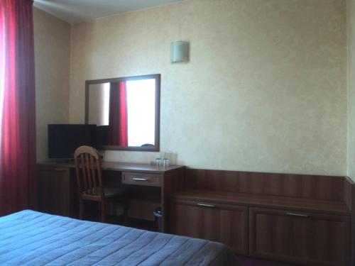 Hotel 007