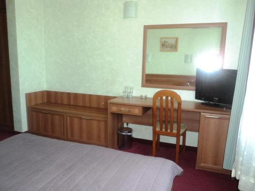 Hotel 007