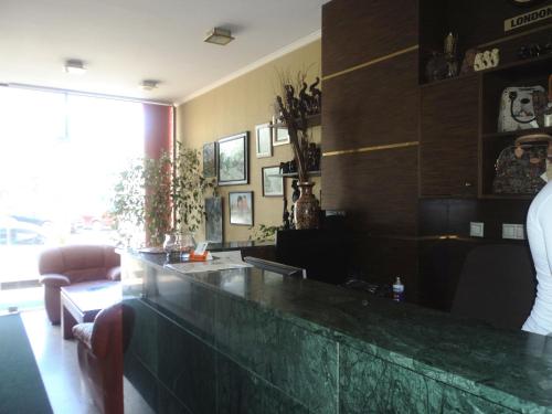 Hotel 007