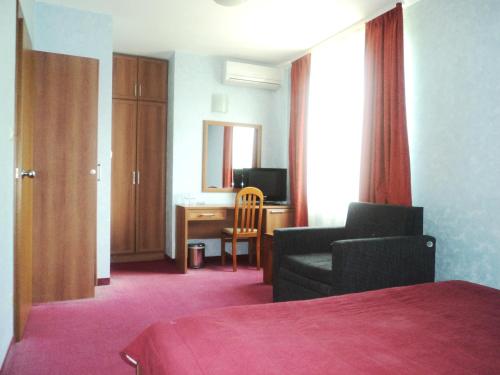 Hotel 007